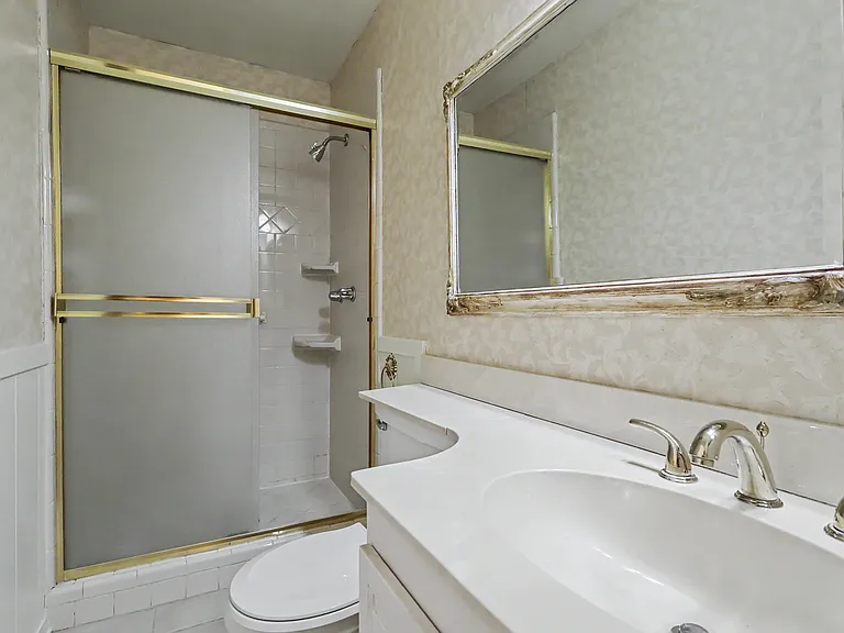 807 Edgefield Dr — Photo 13