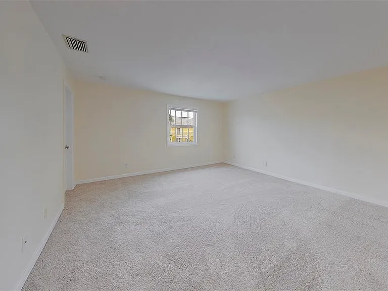 222 Pompano Dr SE #H — Photo 15