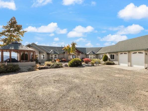 42617 Old Yosemite Rd, Oakhurst, CA 93644