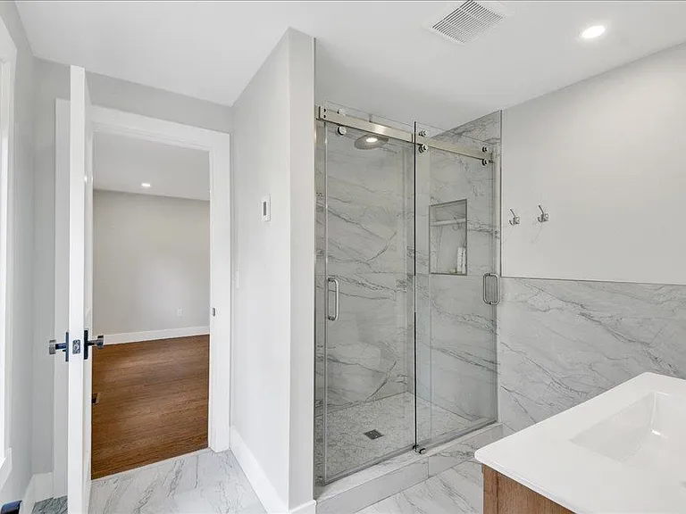 46 Sycamore Rd — Photo 14
