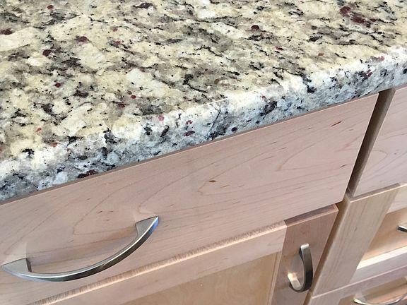 Granite & self-closing cbnts