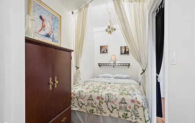 Rented by Compass | media 2