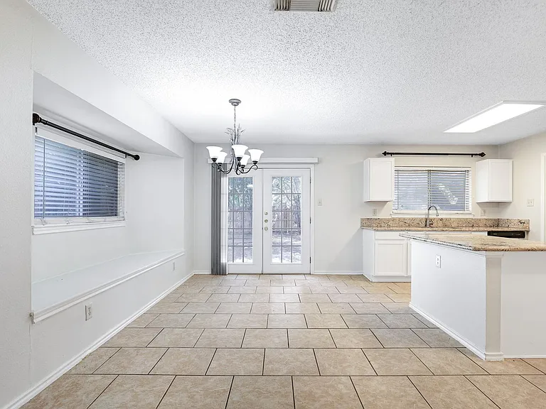 9535 Andrew Point — Photo 6