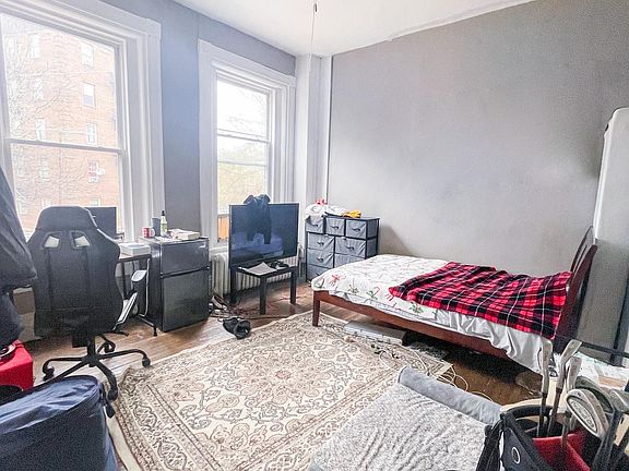 5th image of 1301 Grove Ave Unit B