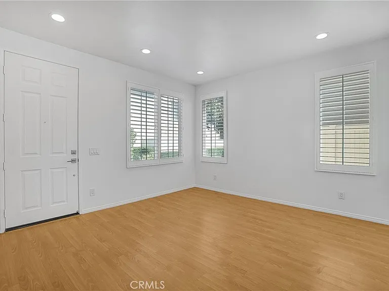 76 Millbrook — Photo 3