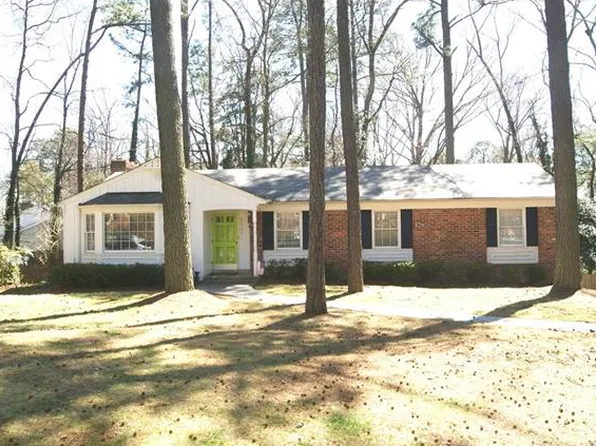 2340 Stratford Ct, Richmond, VA 23225