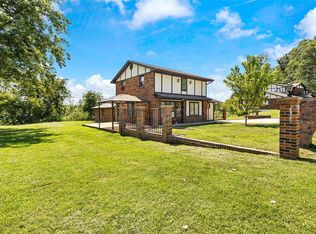 156 Gall Rd, Columbia, IL 62236