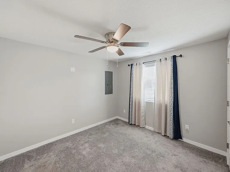 959 Titan Dr — Photo 17
