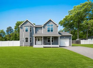 164 Chestnut Street, Mount Sinai, NY 11766