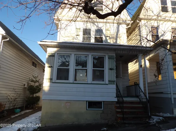 46 Hillard St, Wilkes Barre, PA 18702