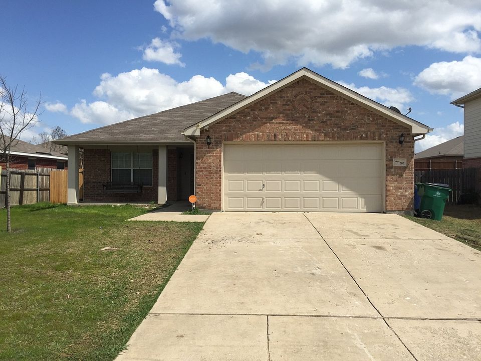 1st image of 207 Belmont Park Dr
