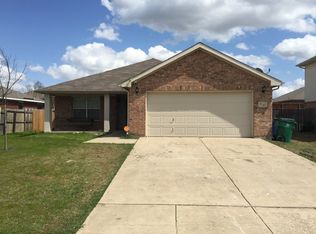 207 Belmont Park Dr, Ponder, TX 76259