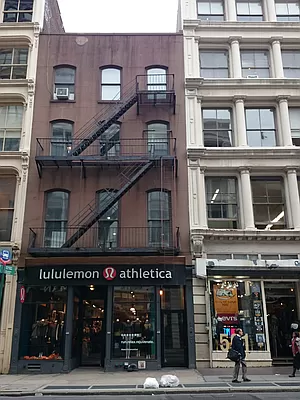lululemon athletica - Old Mill District