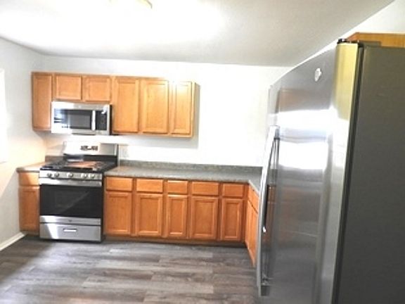 5th image of 2317 Wright Ave