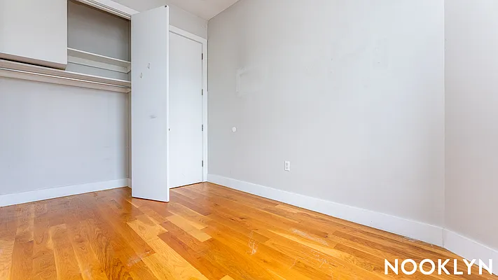 Rented by Nooklyn NYC LLC | media 21