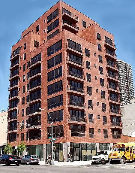 203 E 121st St #1003 — Photo 9