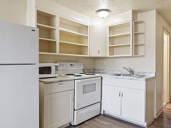 5th image of 1740 N 5th Ave #B3