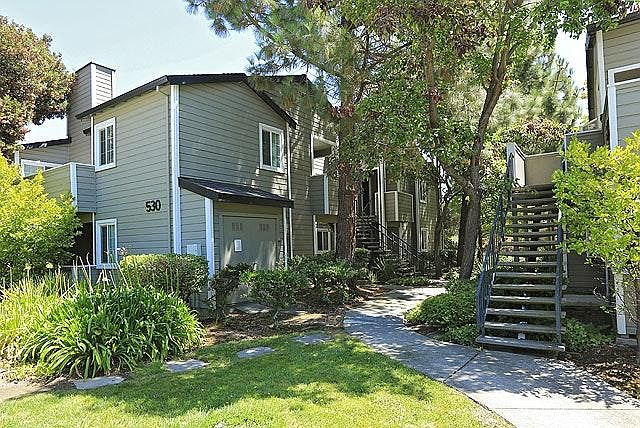 1st image of 530 Canyon Oaks Dr APT G