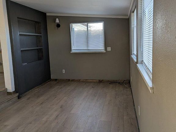3rd image of 2875 Shar Ct