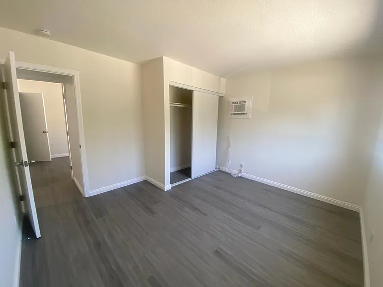 1517 Acacia #14 — Photo 14