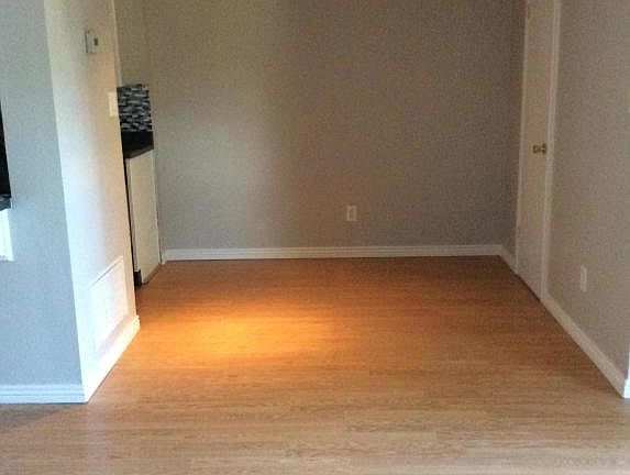 2nd image of 3211 W Loma Ln