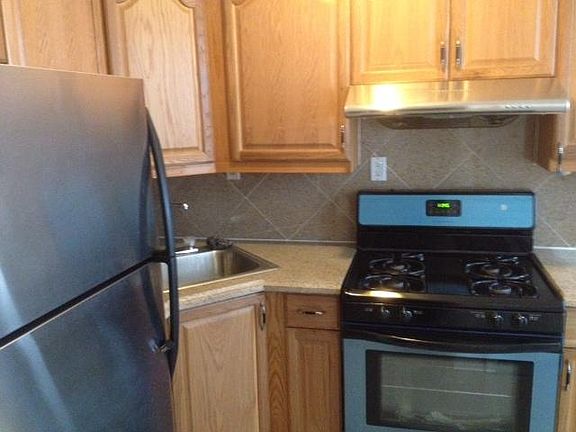 3rd image of 5646 Hollis Court Blvd Fl 1