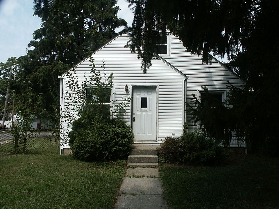 1st image of 1360 26th Ave
