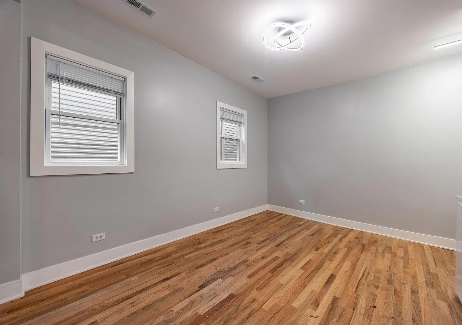 2 bed, $2,450 — Photo 4