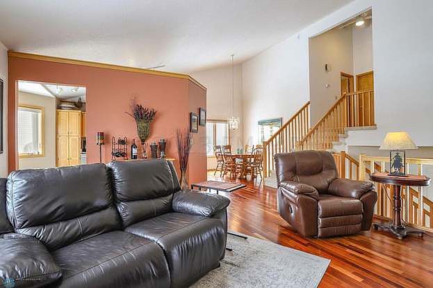 2nd image of 2422 26th St S