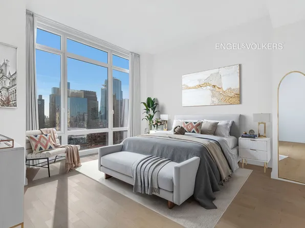 247 West 46th Street image 2 of 16