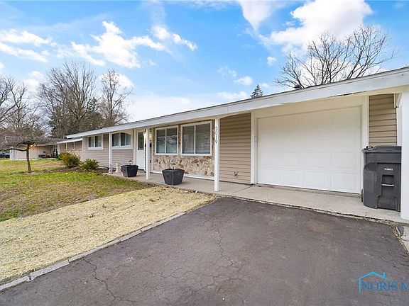 5th image of 3019 W Lincolnshire Blvd