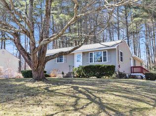 33 Millbrook Dr, Milford, NH 03055
