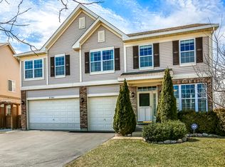 2541 Hennig Rd, Hampshire, IL 60140