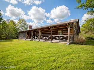 116 Old Doc Rogers Rd, Tellico Plains, TN 37385