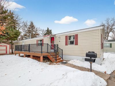 1091 Cessna Dr E, New Brighton, MN, 55112