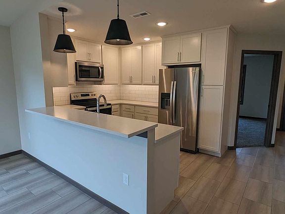 4th image of 1519 Blaines Way