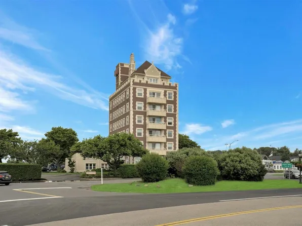 55 S Euclid Avenue #2A, Montauk, NY 11954