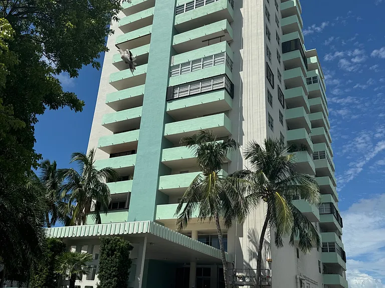 5 Island Ave #15K — Photo 1
