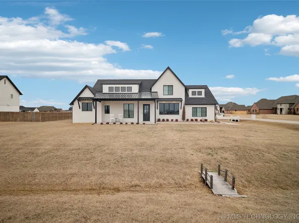 205 E 168th St S, Glenpool, OK 74033