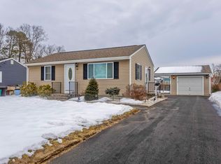 53 Deslauriers St, Chicopee, MA 01020
