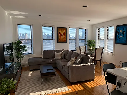 Rented by Owner | media 3