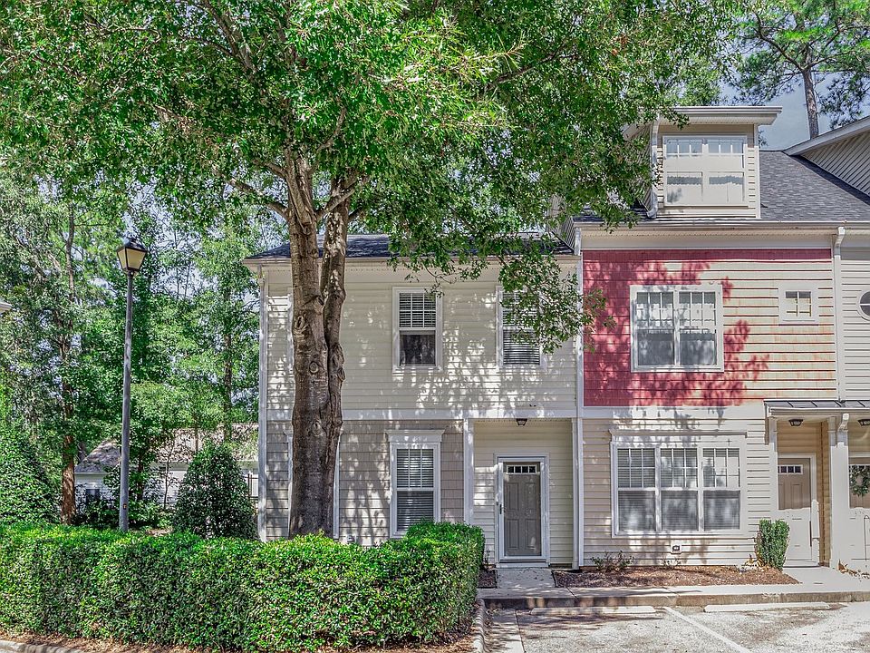 1st image of 525 Elm Ave