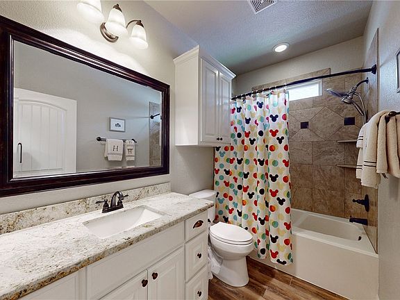 4th image of 15612 Shady Brook Ln