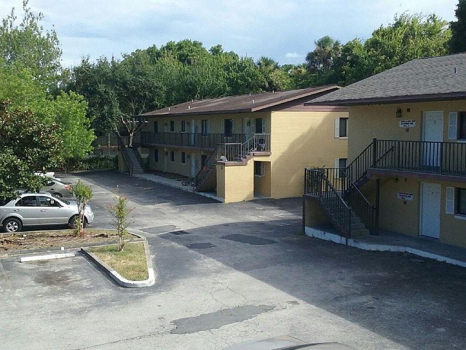 Building Photo 4