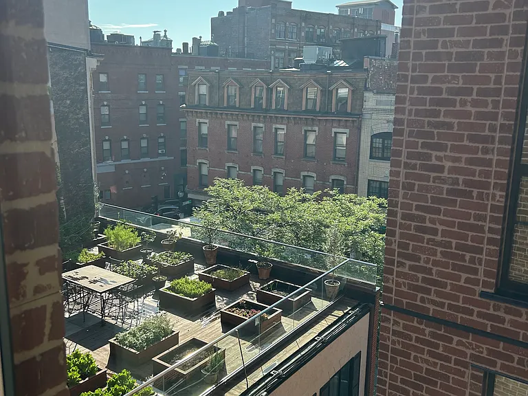 244 Hanover St #510 — Photo 14
