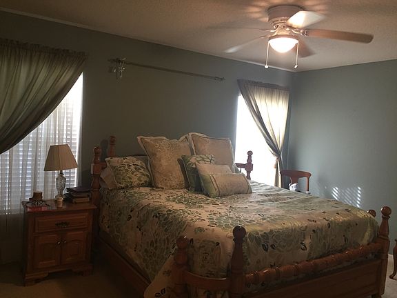 3rd image of 341 Cedar Glen Dr