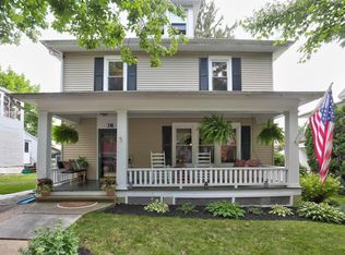 38 E Center St, Lititz, PA 17543