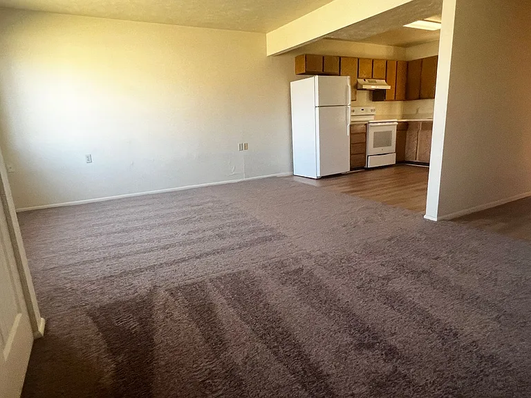 449-485 N 1465 W — Photo 11