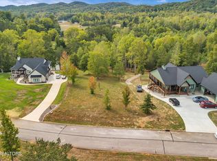 108 Blue Heron Blf, Harriman, TN 37748