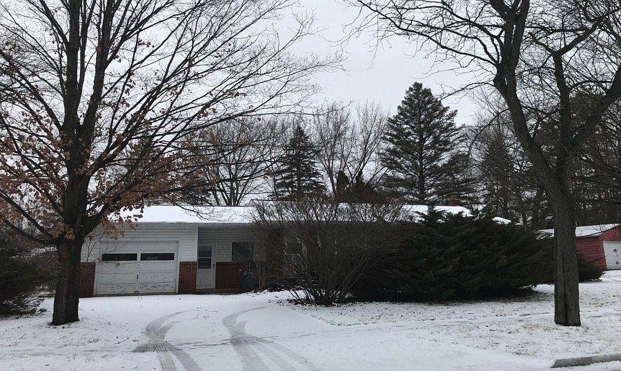 1st image of 601 Buchanan Dr